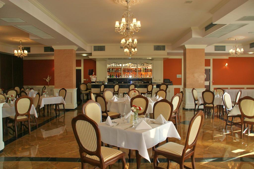 Hotel Suprasl Exterior photo
